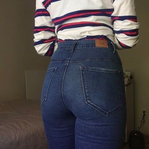Urban Outfitters Skinny Ankle Jeans